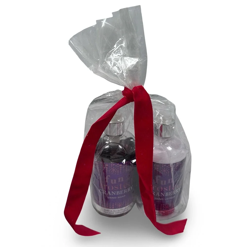 Bath & Body Works Fun Frosted Cranberry Hand Soap & Lotion Holiday Gift Set 12oz